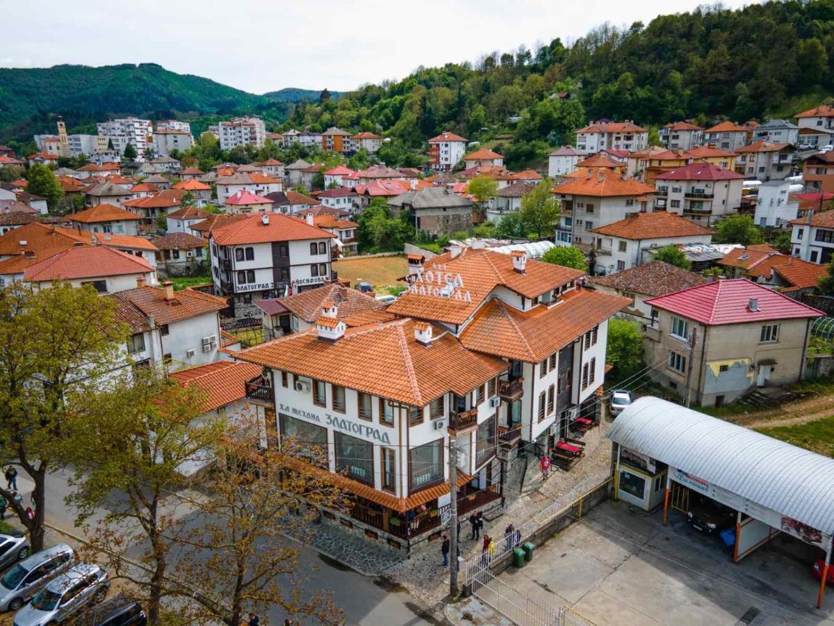 Hotel Zlatograd Exteriör bild