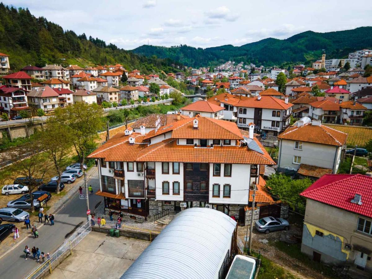 Hotel Zlatograd Exteriör bild